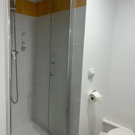 Appartement Cozy, Clim & Netflix, Quai De Marne