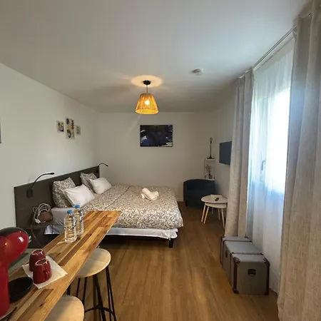 Cozy, Clim & Netflix, Quai De Marne Appartement Nogent-sur-Seine